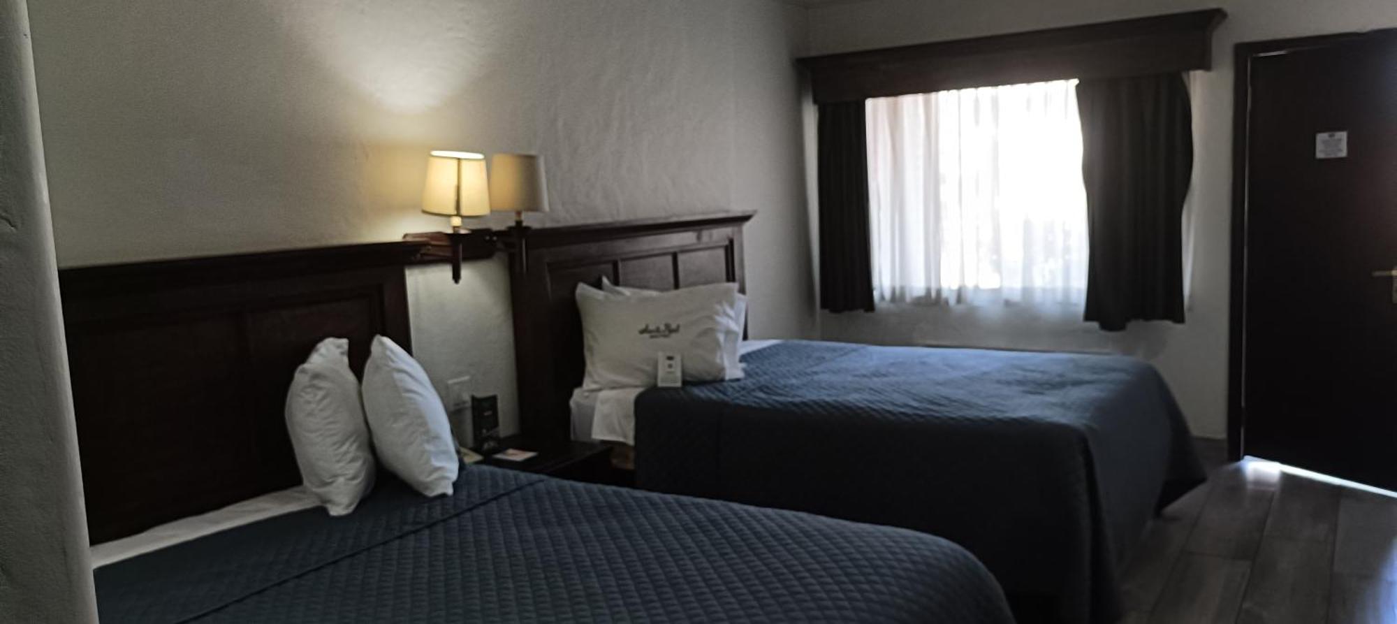 Hotel Siesta Real Mexicali Bagian luar foto