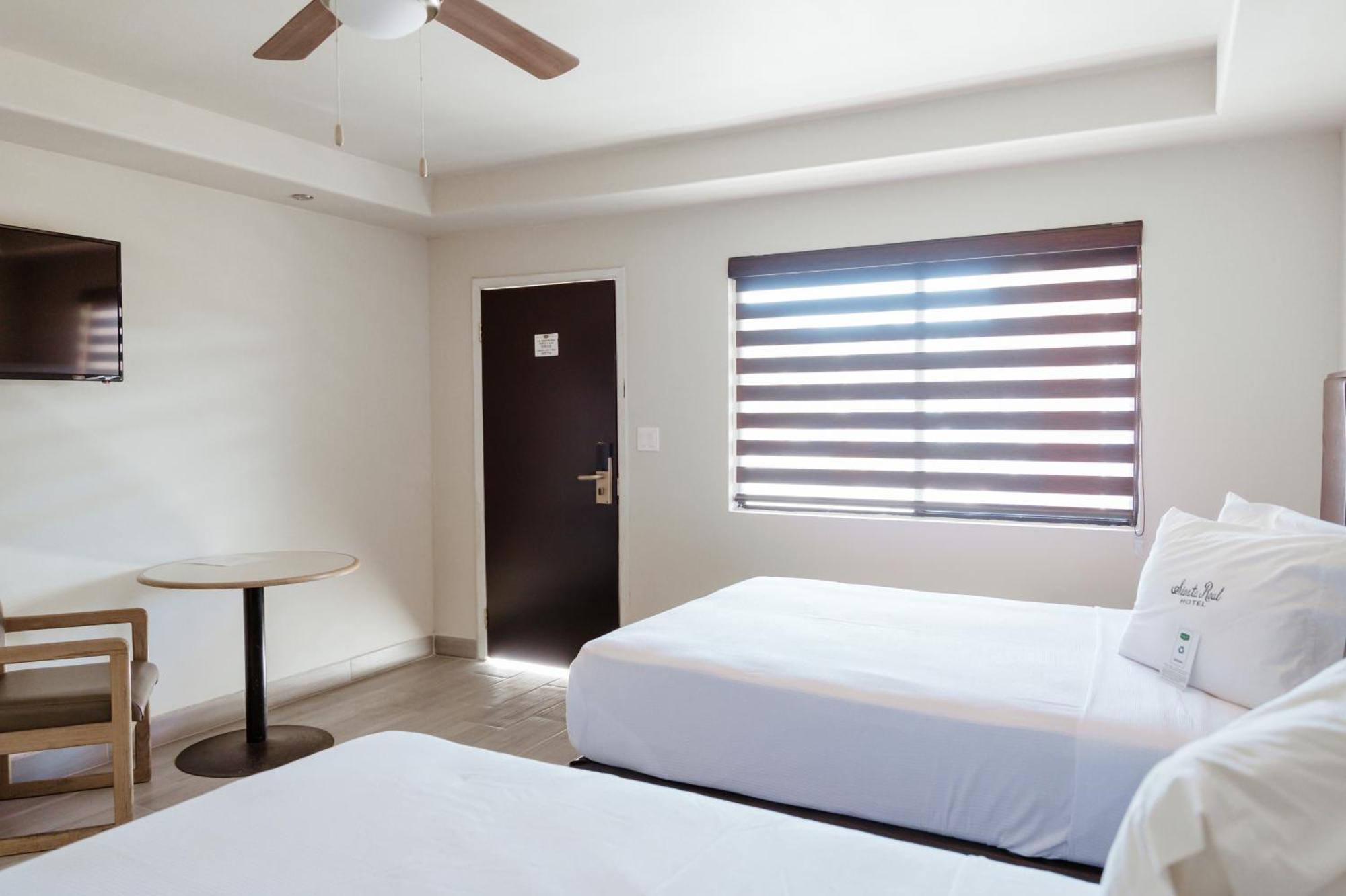 Hotel Siesta Real Mexicali Bagian luar foto