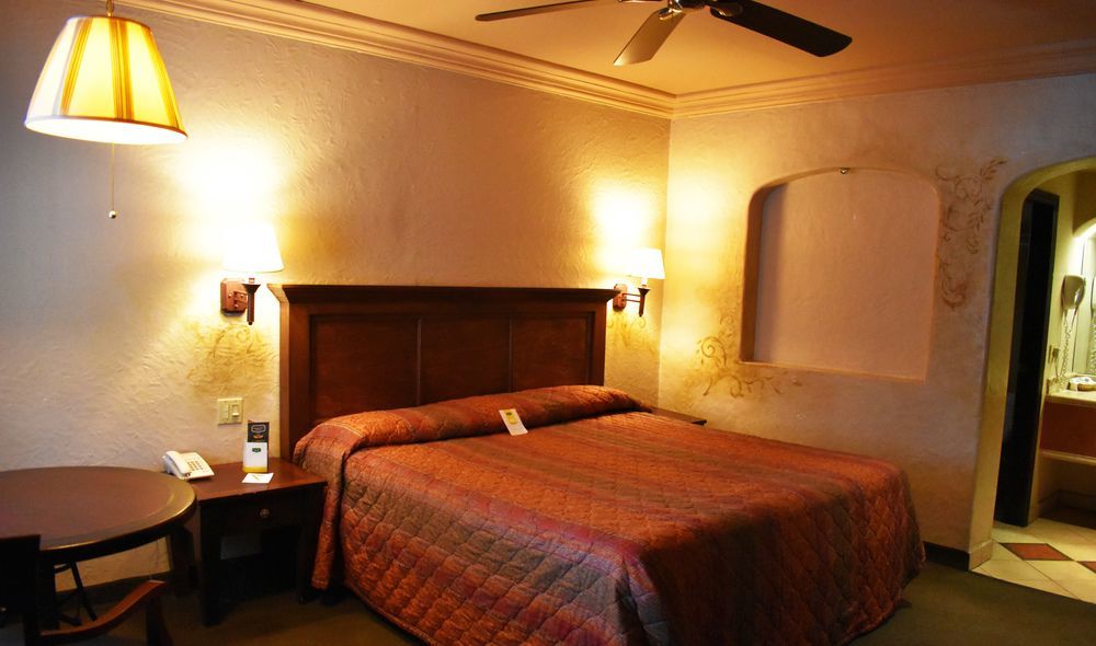 Hotel Siesta Real Mexicali Bagian luar foto