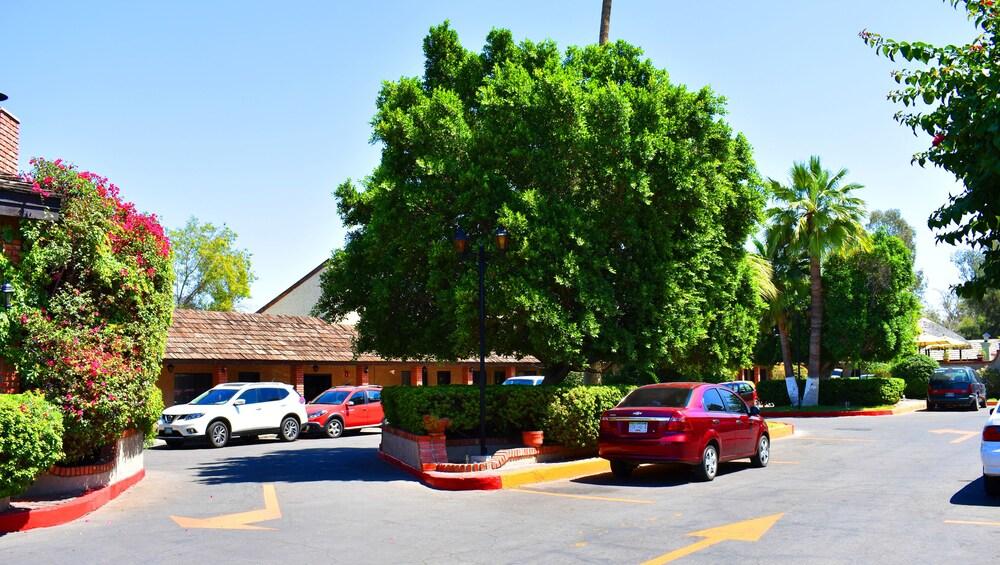 Hotel Siesta Real Mexicali Bagian luar foto